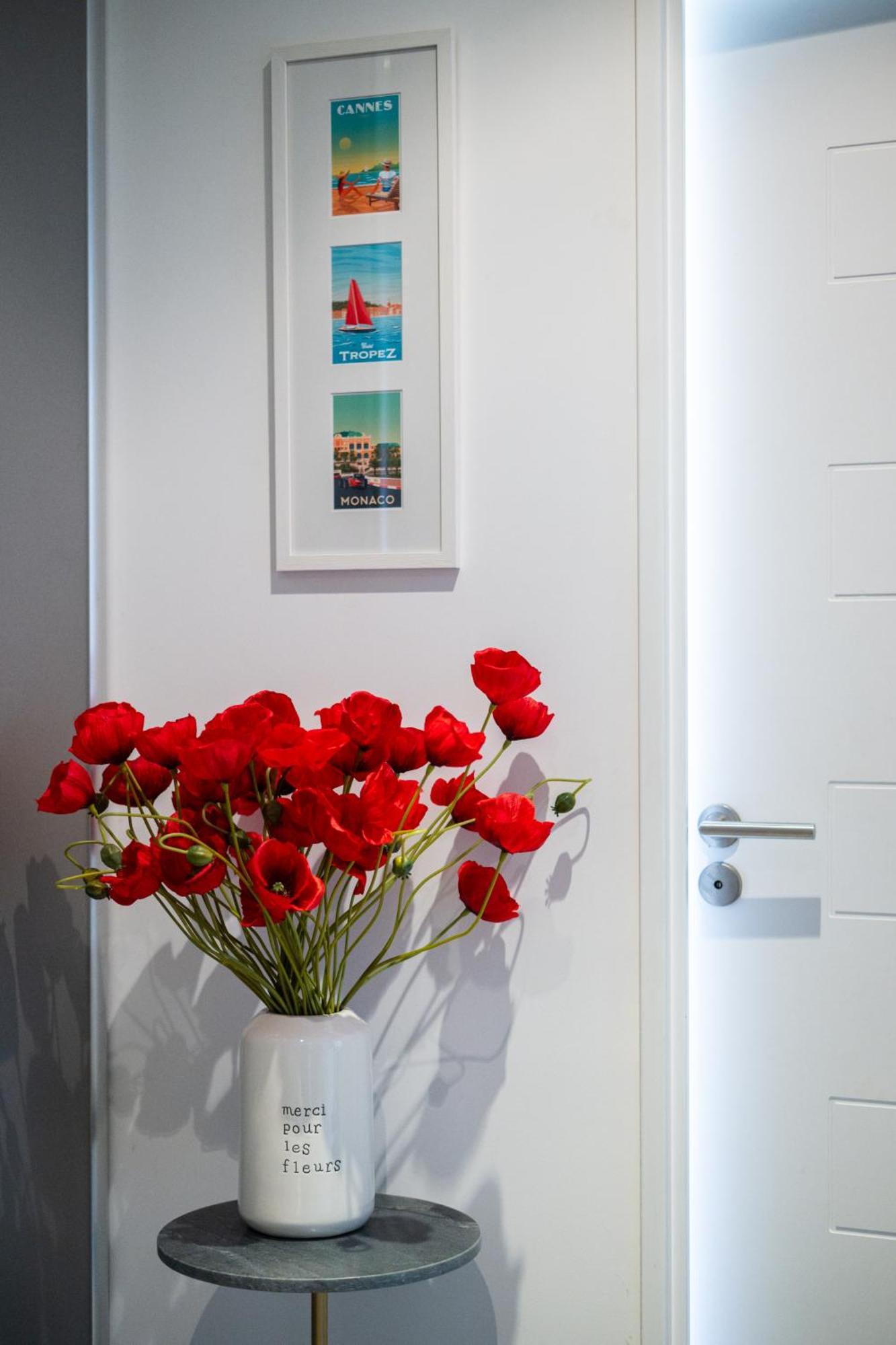 Le Coq Wagner - Parking - Air Conditioning - Pool Apartamento Menton Exterior foto