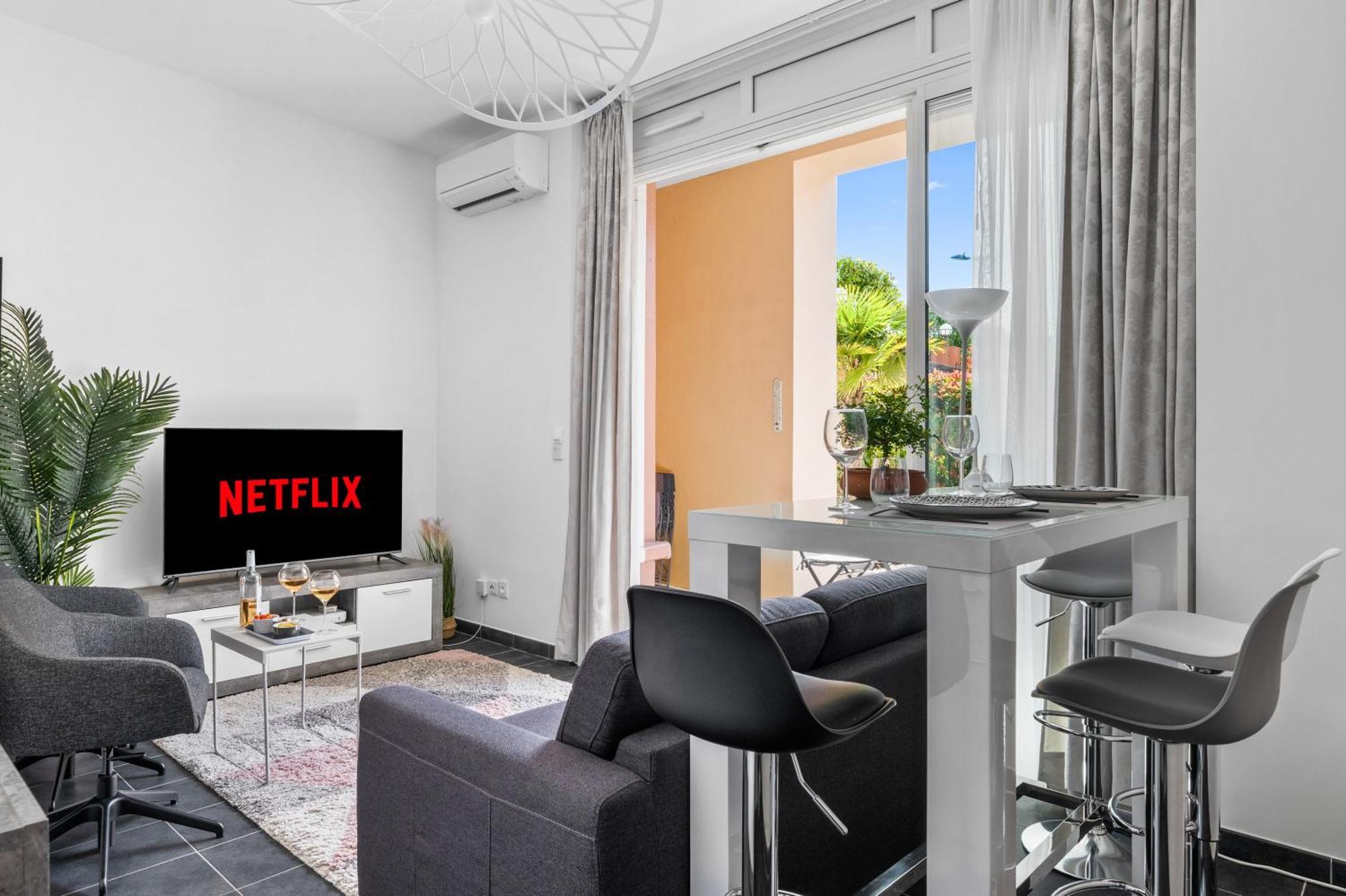 Le Coq Wagner - Parking - Air Conditioning - Pool Apartamento Menton Exterior foto